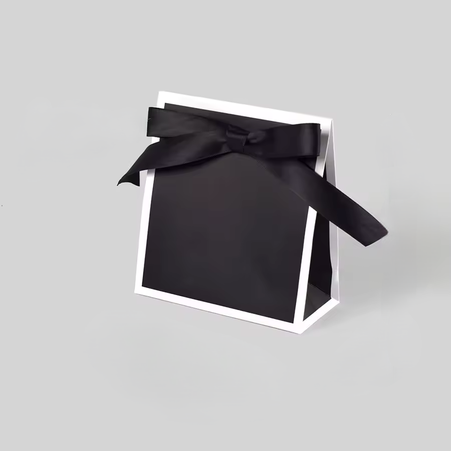 Les Essentiels